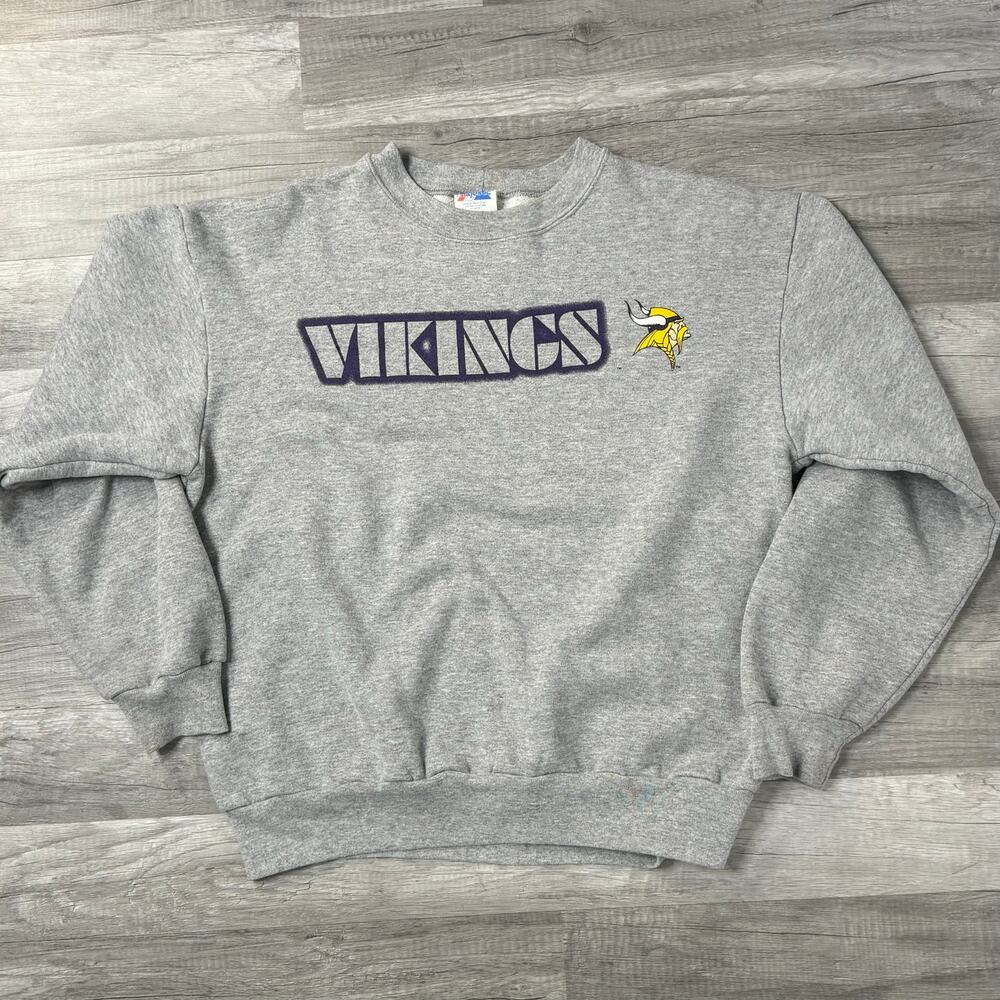 Vintage 90s Minnesota Vikings Sweatshirt Crewneck Majestic Made in USA Large